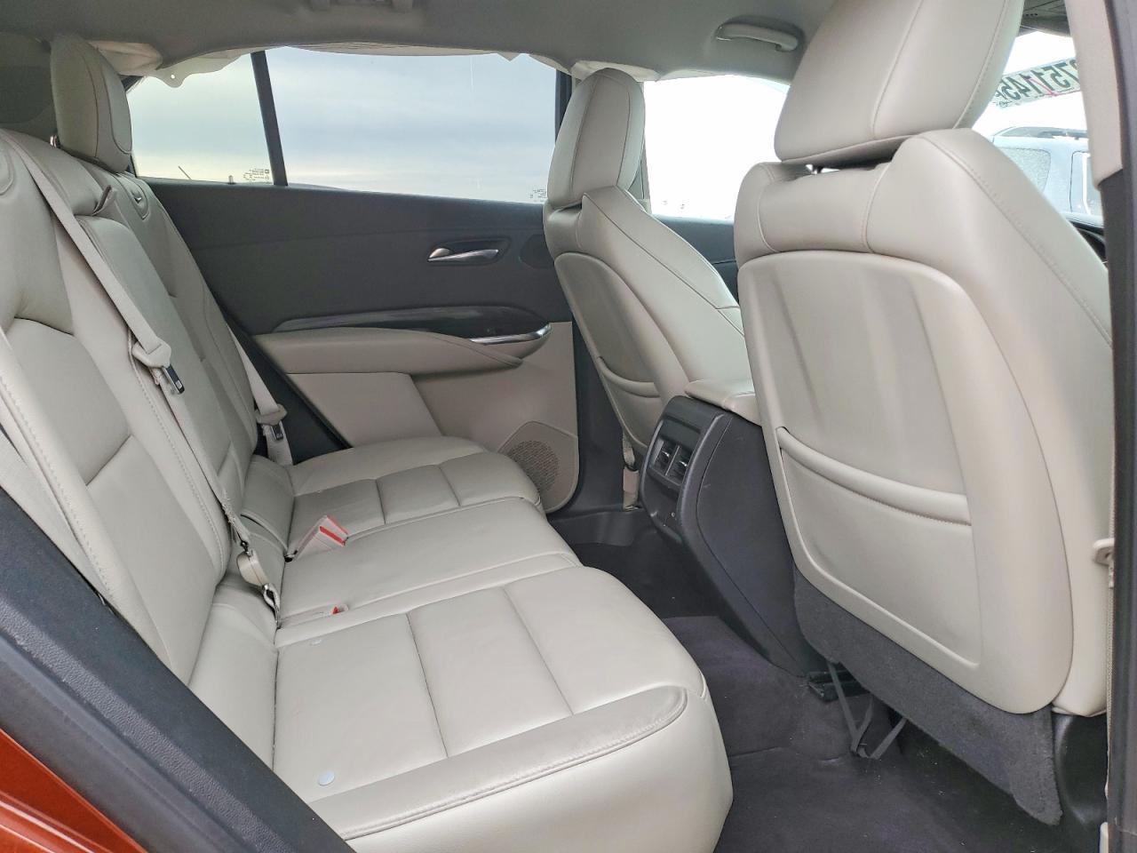 2019 Cadillac Xt4 - zdjęcie 11