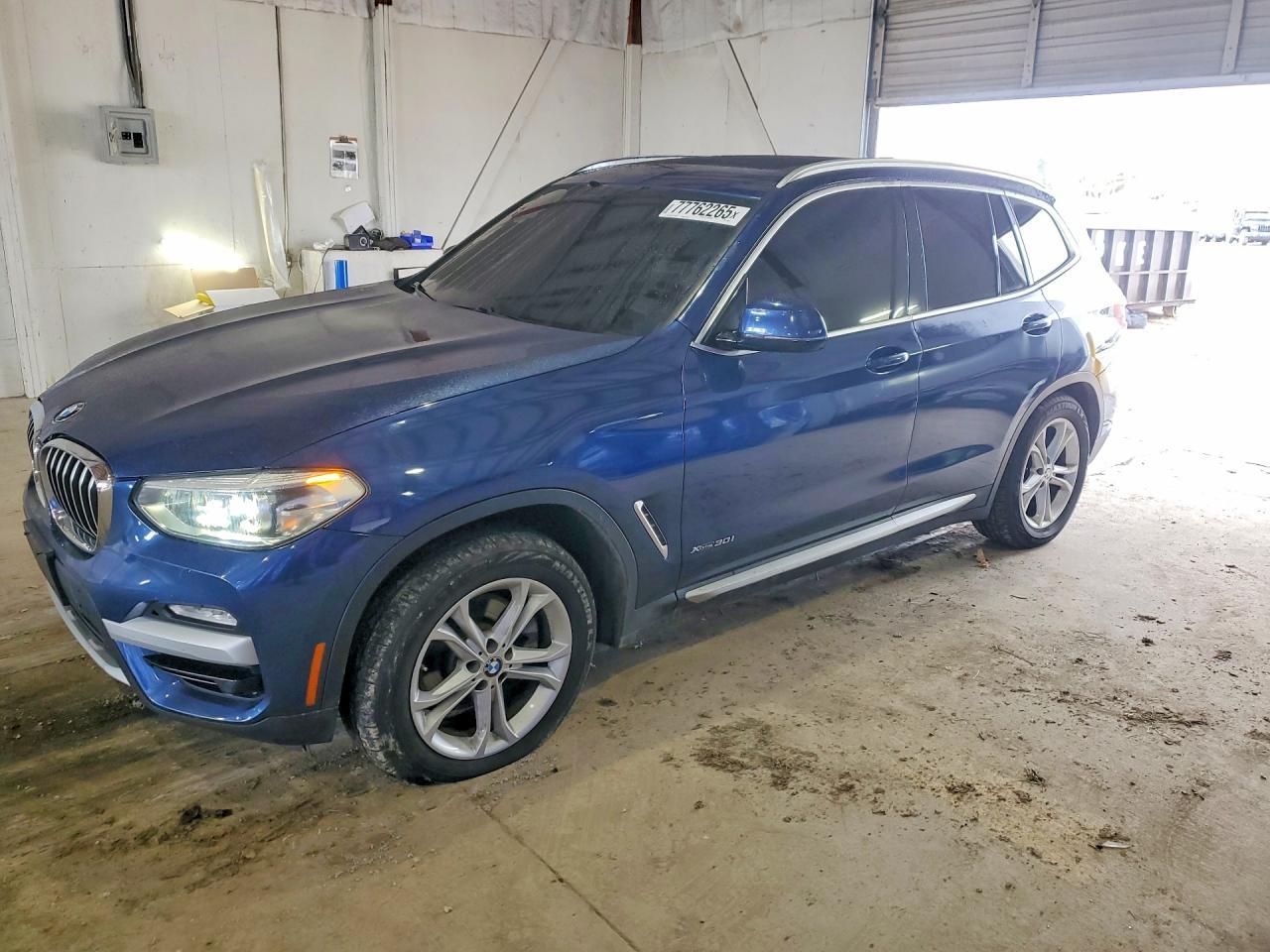 2018 BMW X3 xDrive30I - zdjęcie główne