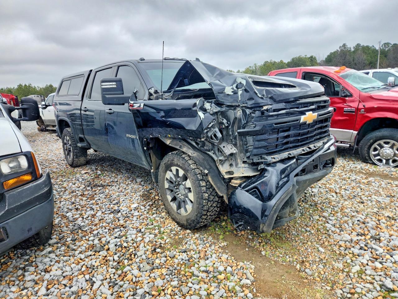 2024 Chevrolet Silverado K2500 Custom - zdjęcie 4