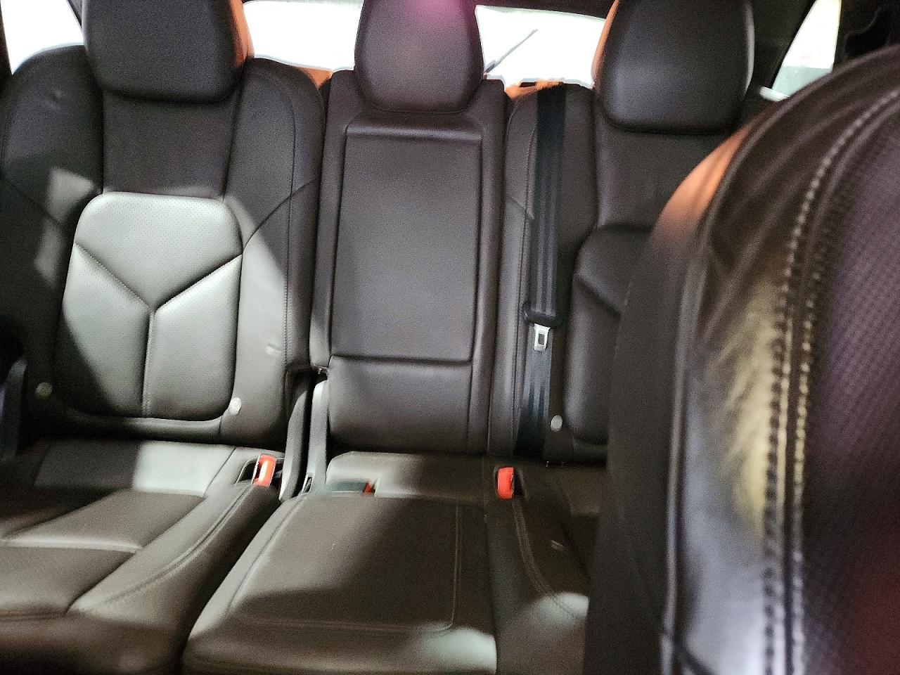 2014 Porsche Cayenne - zdjęcie 10