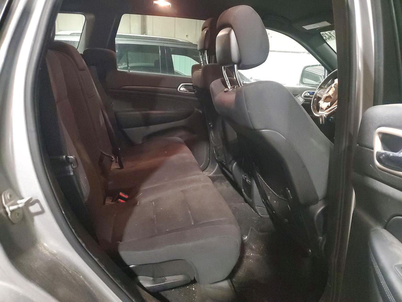 2015 Jeep Grand Cherokee Laredo - zdjęcie 11