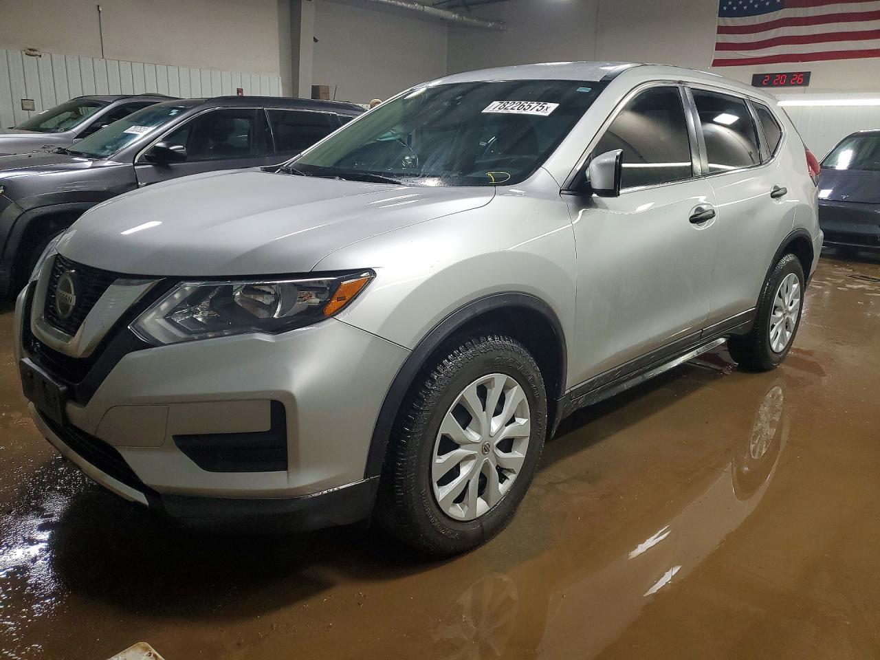 2018 Nissan Rogue S - zdjęcie główne