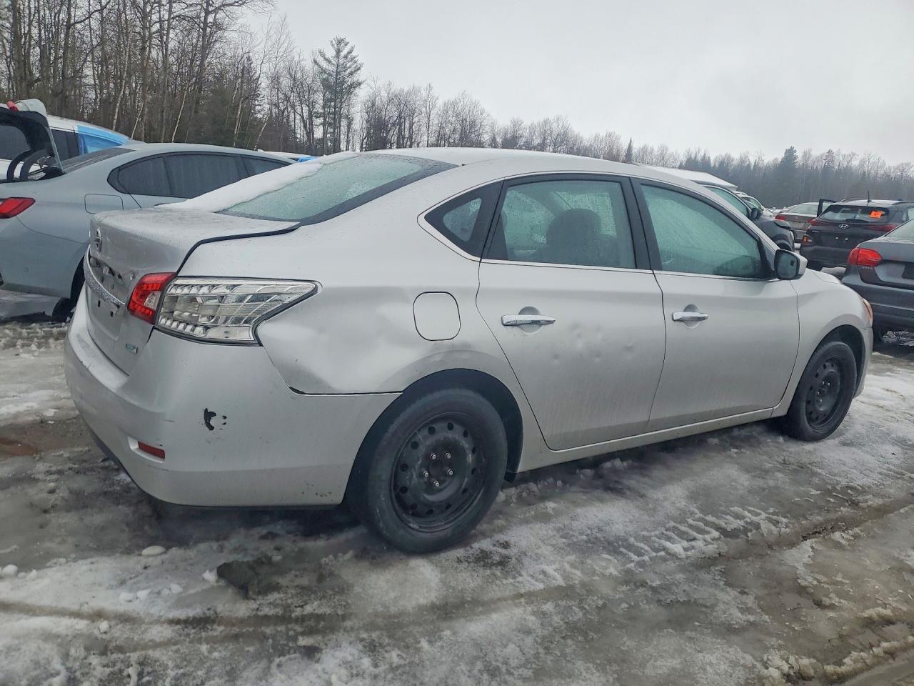 2014 Nissan Sentra S - zdjęcie 3