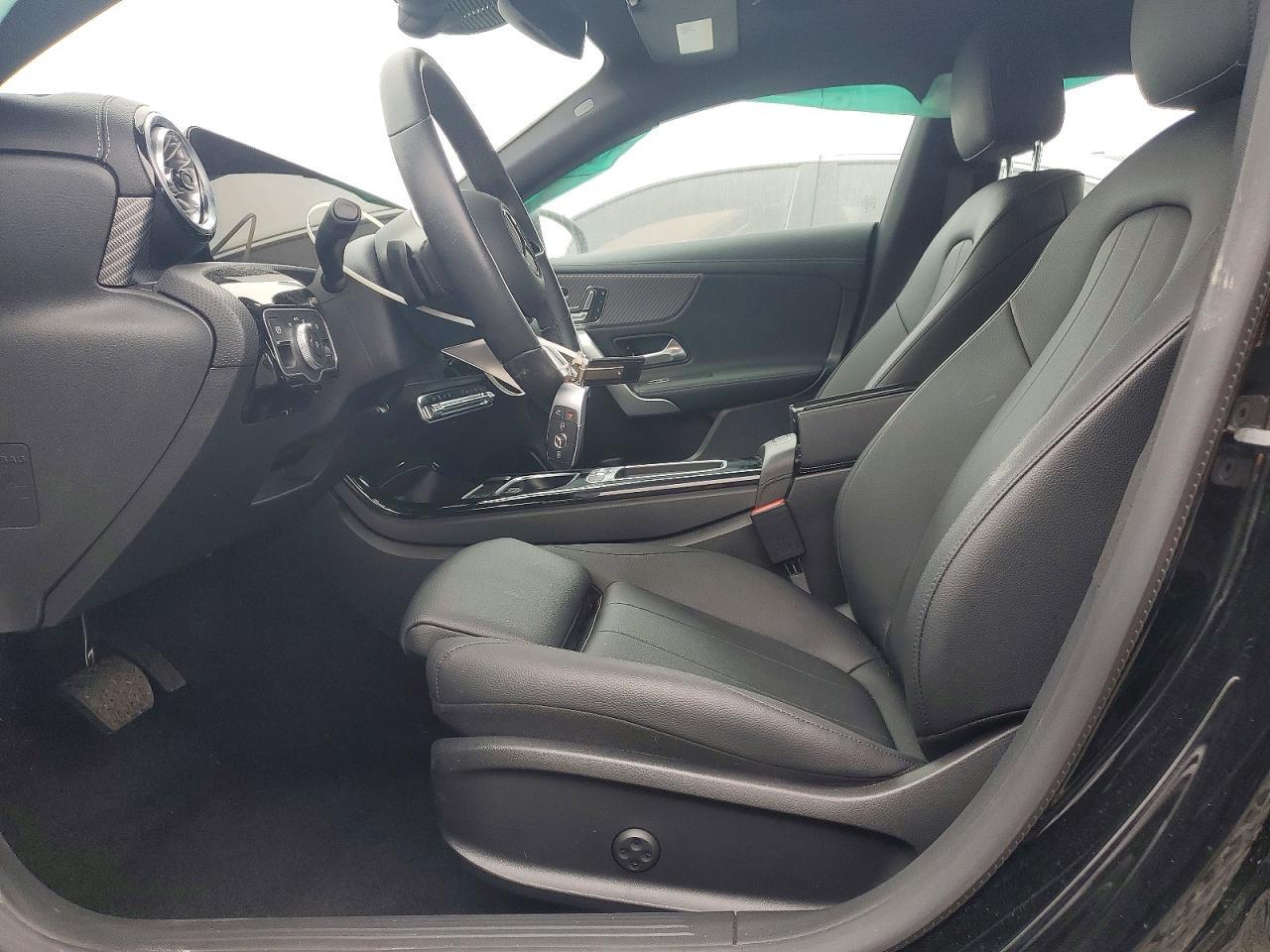 2025 Mercedes-Benz Cla 250 - zdjęcie 7