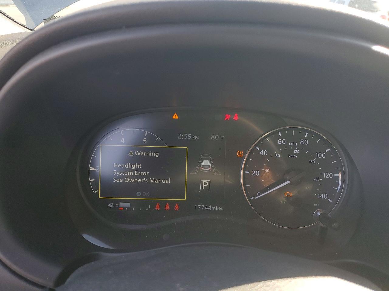 2024 Nissan Kicks Sr - zdjęcie 9