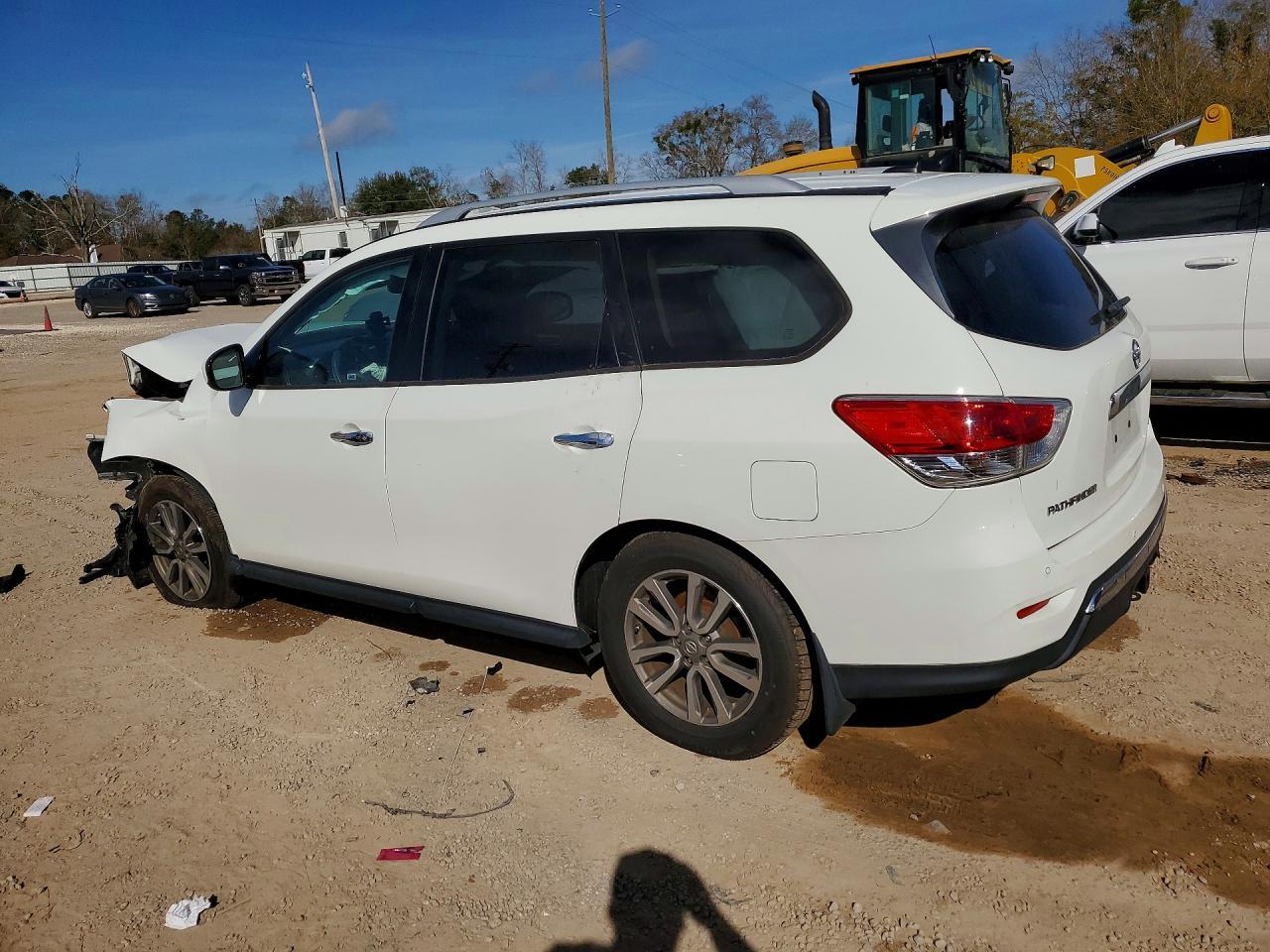 2015 Nissan Pathfinder S - zdjęcie 2