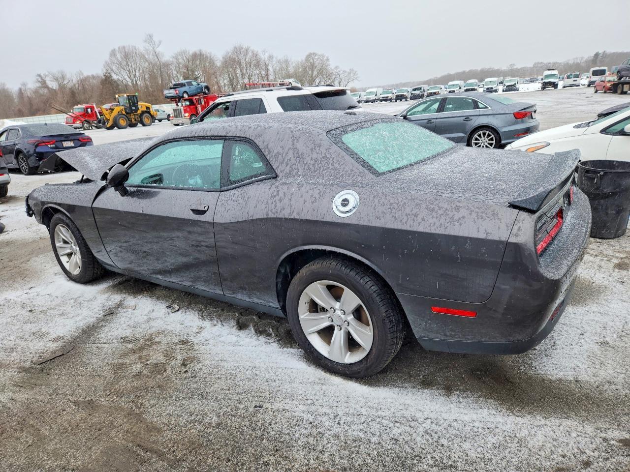 2023 Dodge Challenger Sxt - zdjęcie 2
