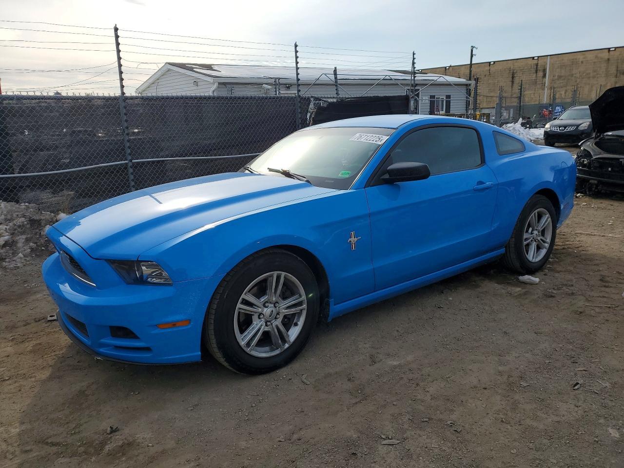 2013 Ford Mustang - zdjęcie główne
