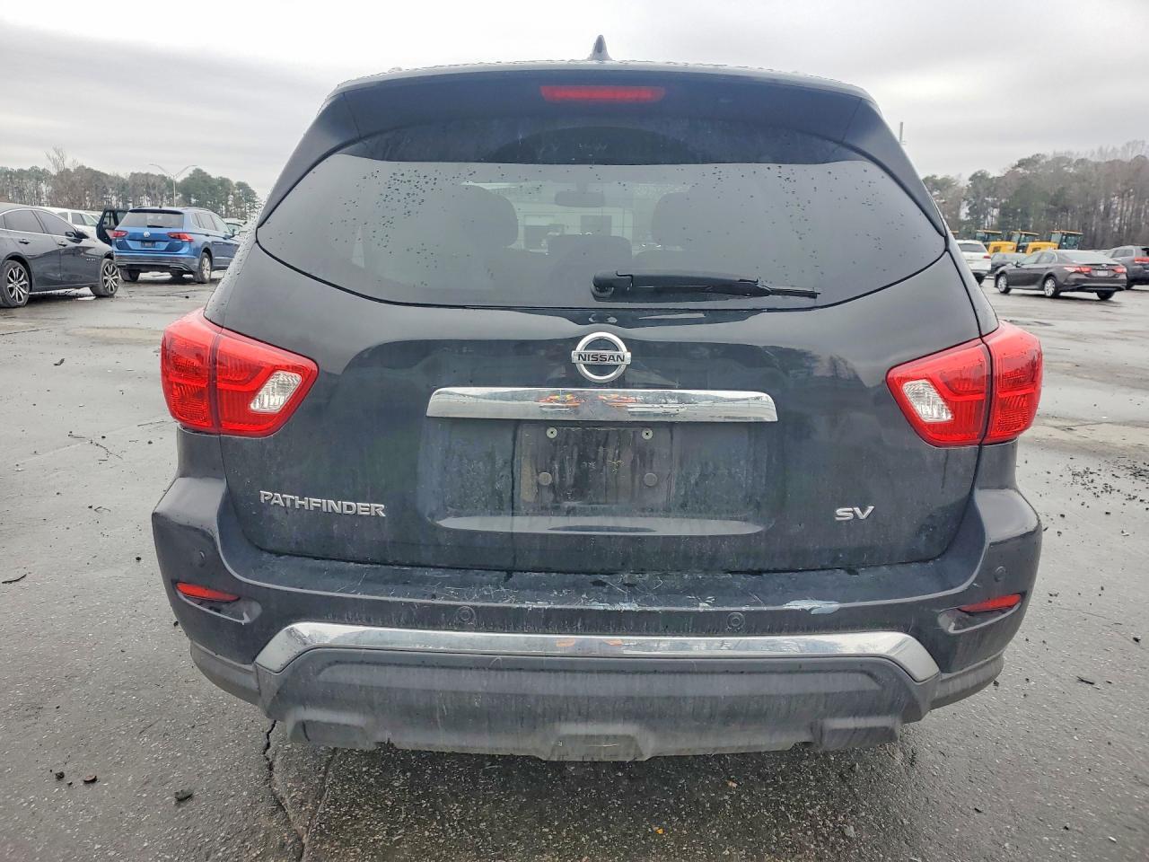 2020 Nissan Pathfinder Sv - zdjęcie 6