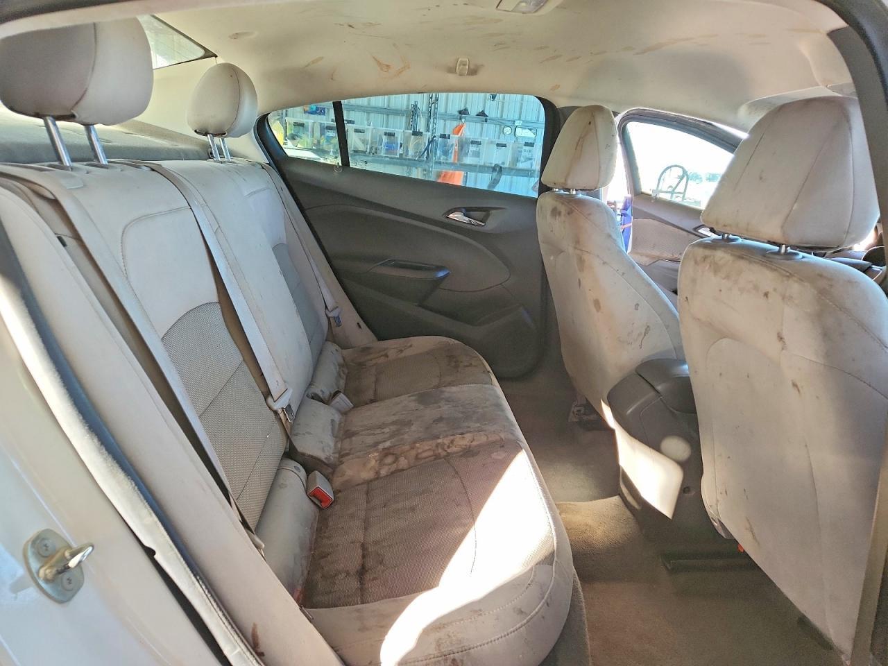 2018 Chevrolet Cruze Ls - zdjęcie 10