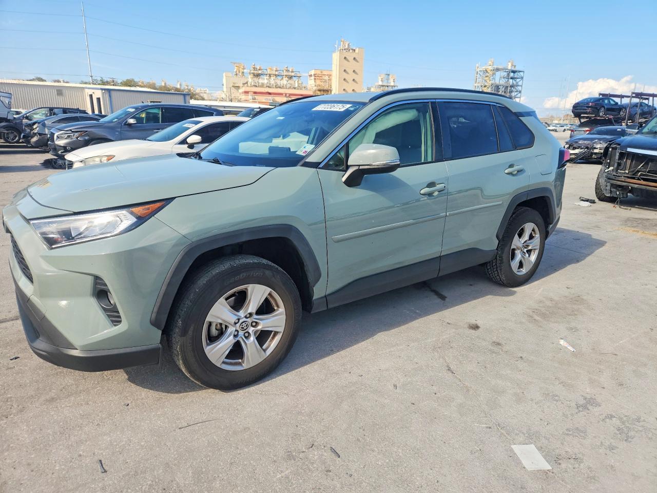 2020 Toyota Rav4 Xle - zdjęcie główne