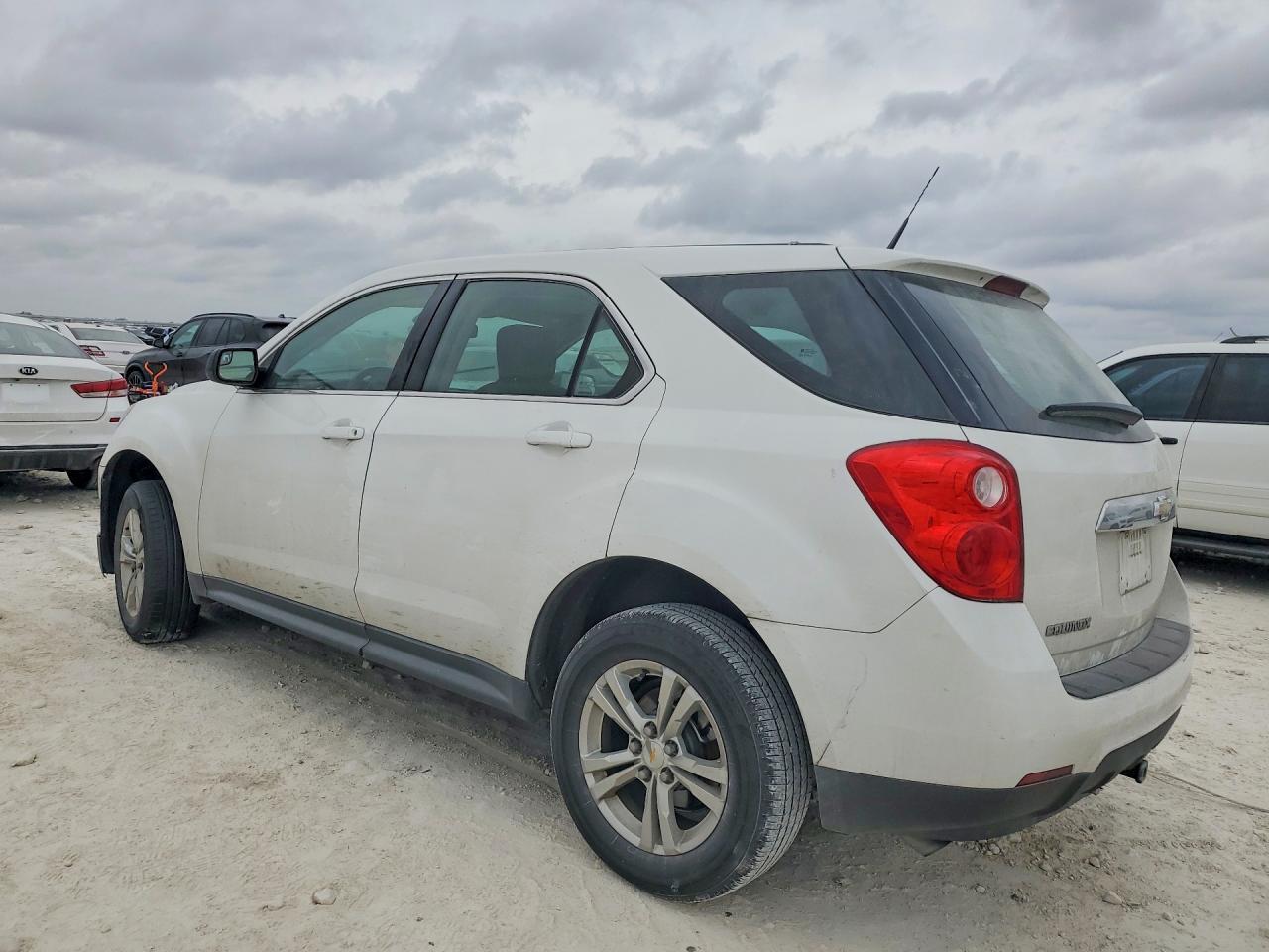 2013 Chevrolet Equinox Ls - zdjęcie 2