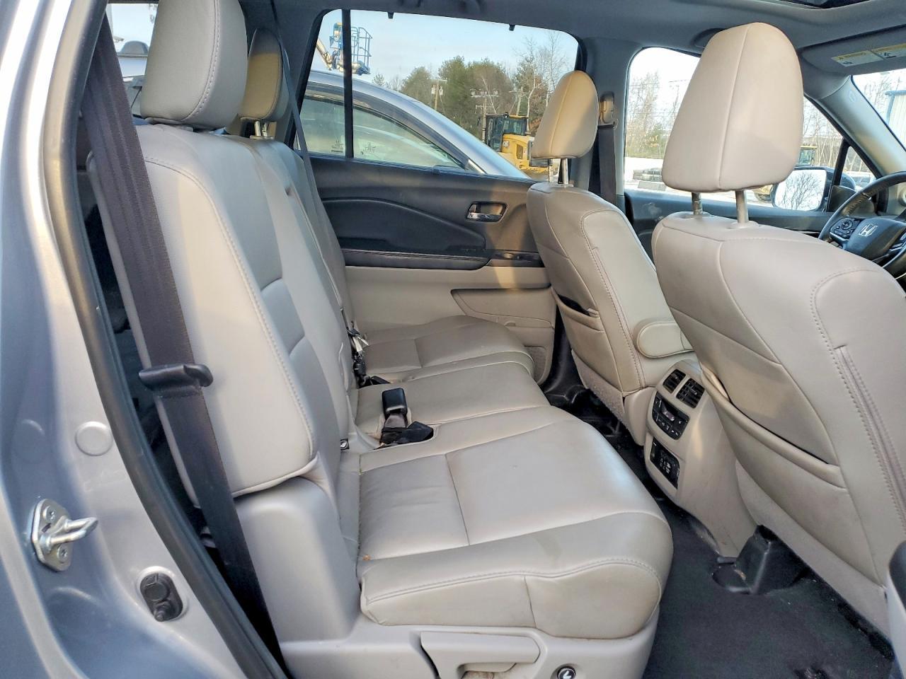 2019 Honda Pilot Touring - zdjęcie 11