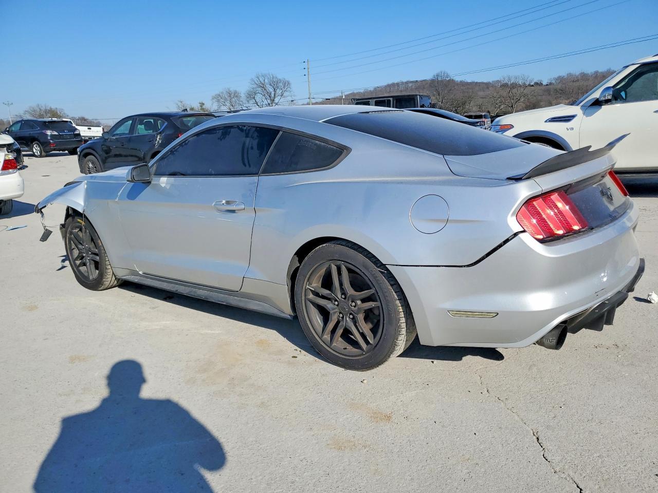 2015 Ford Mustang - zdjęcie 2