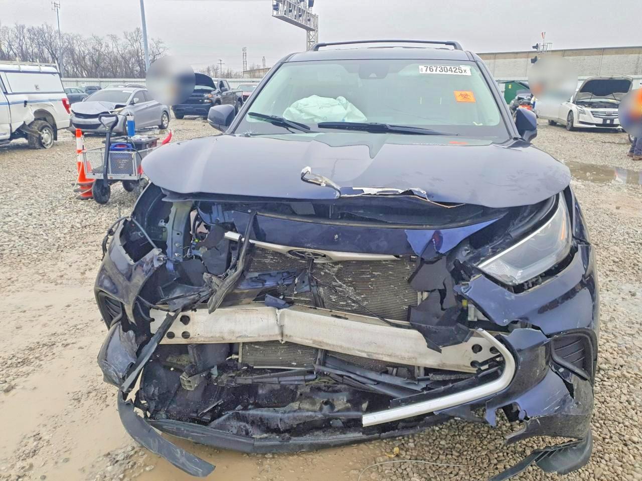 2022 Toyota Highlander L - zdjęcie 5