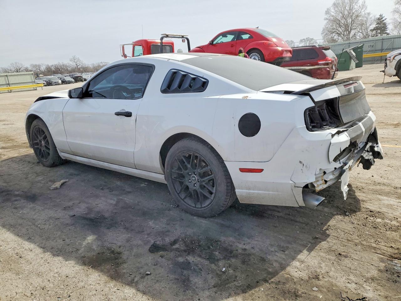 2014 Ford Mustang - zdjęcie 2