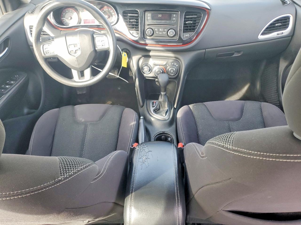 2015 Dodge Dart Sxt - zdjęcie 8