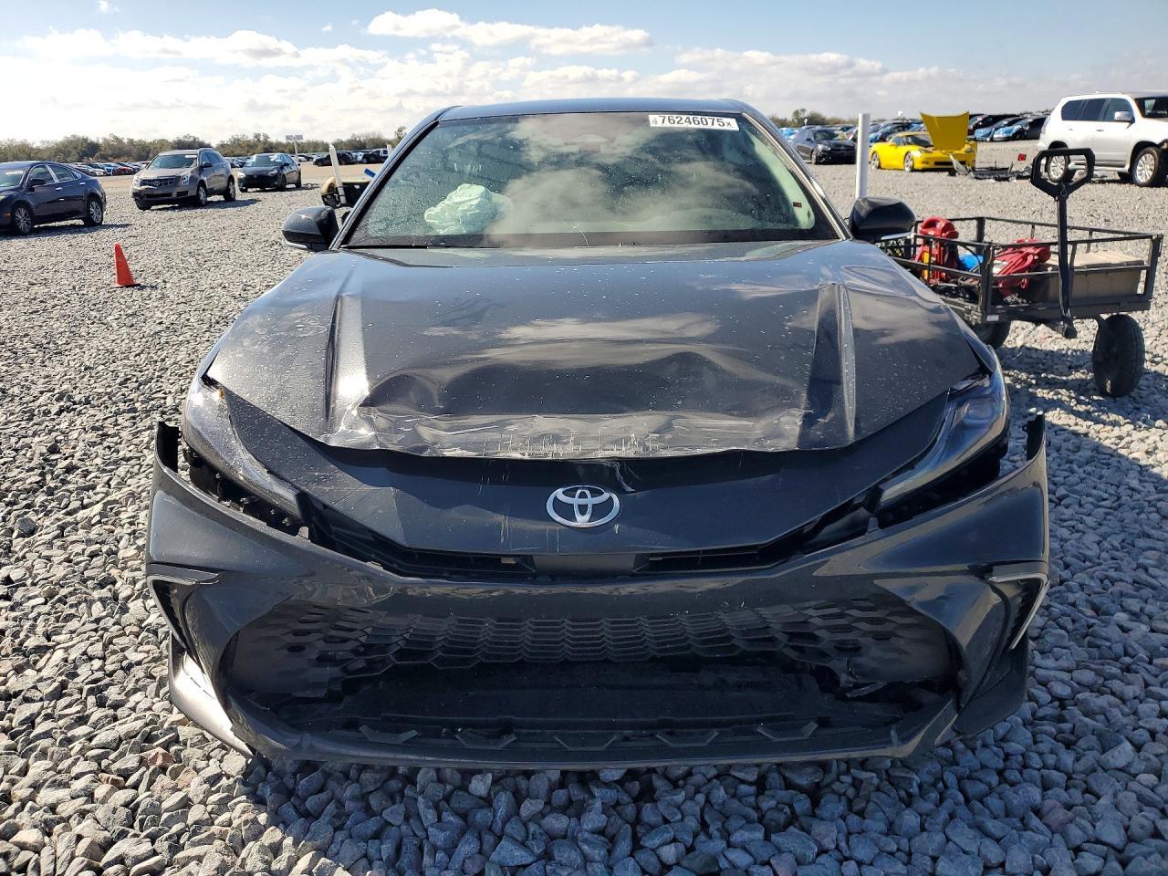 2026 Toyota Camry Xse - zdjęcie 5