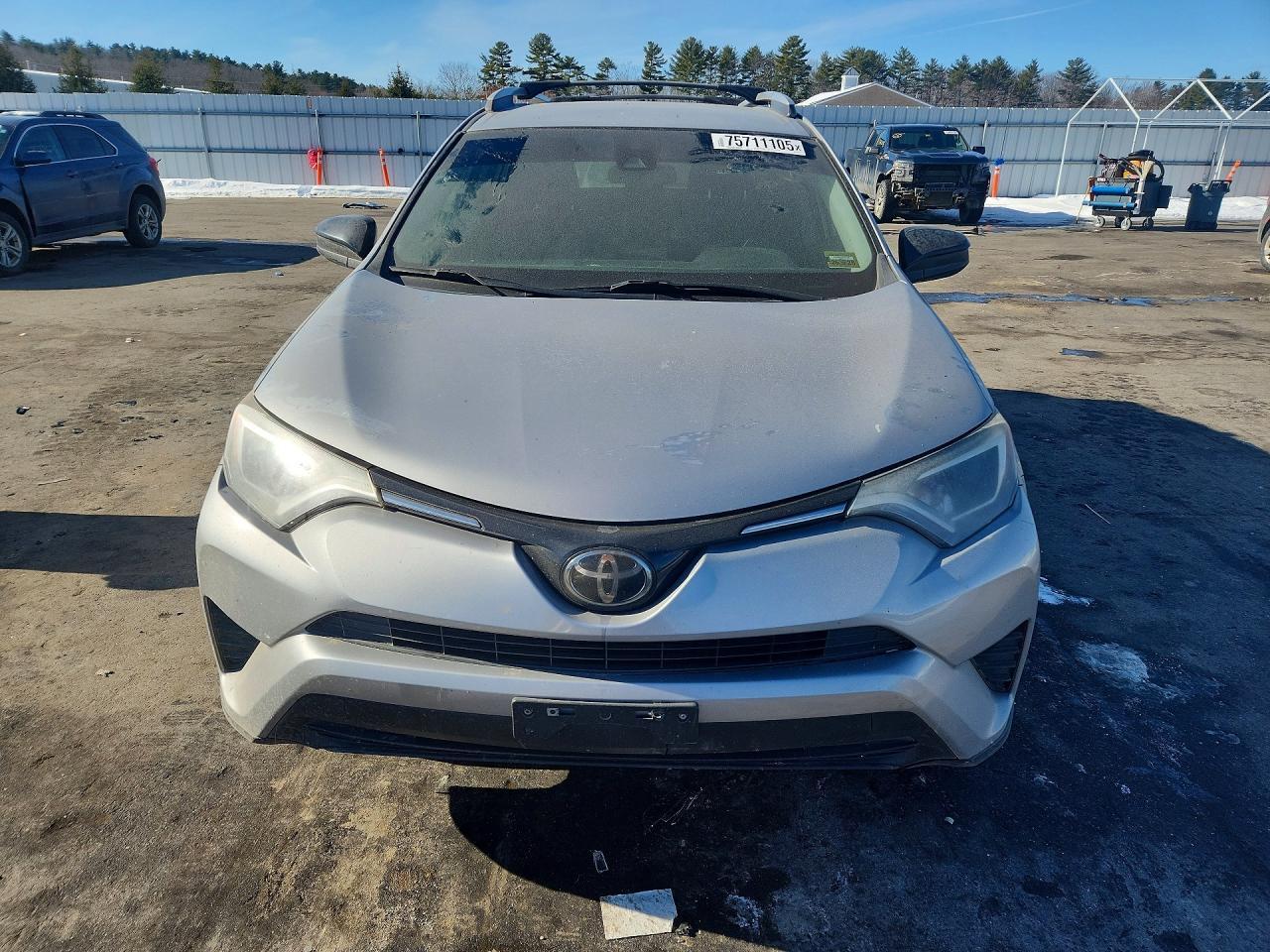 2017 Toyota Rav4 Le - zdjęcie 5