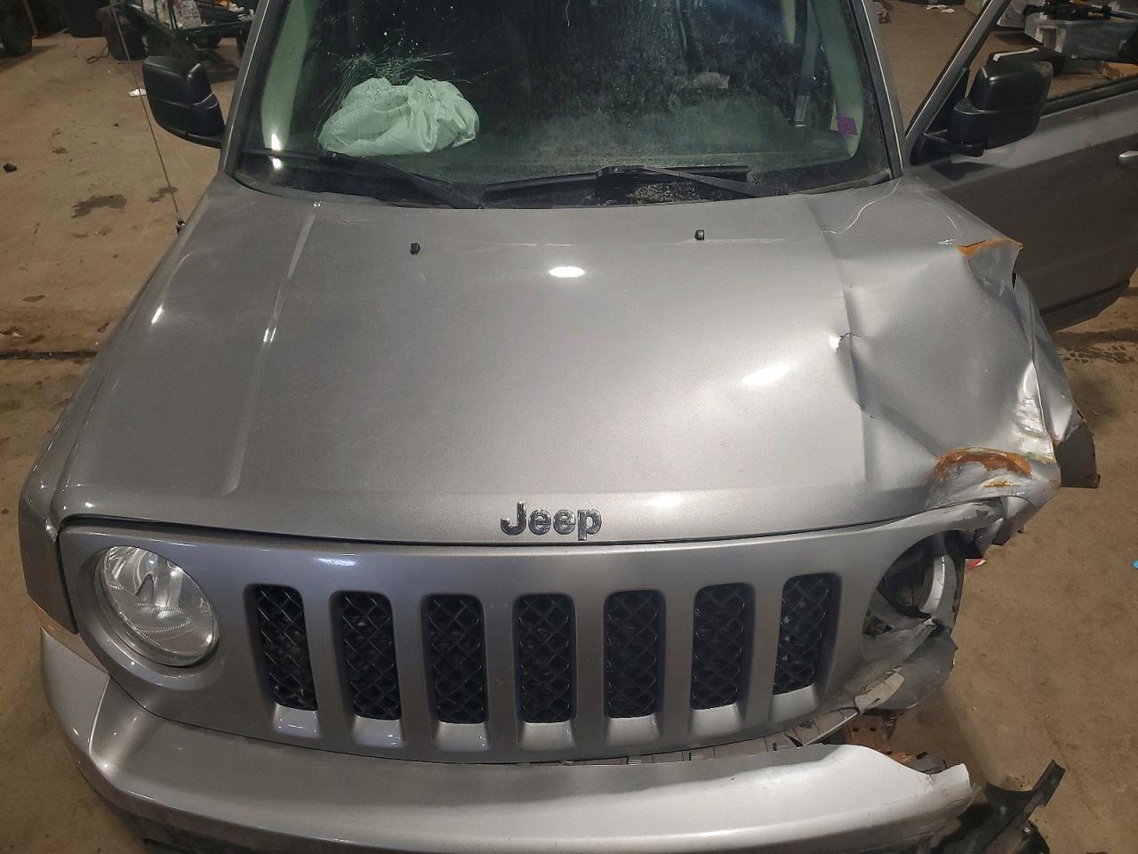 2015 Jeep Patriot - zdjęcie 12