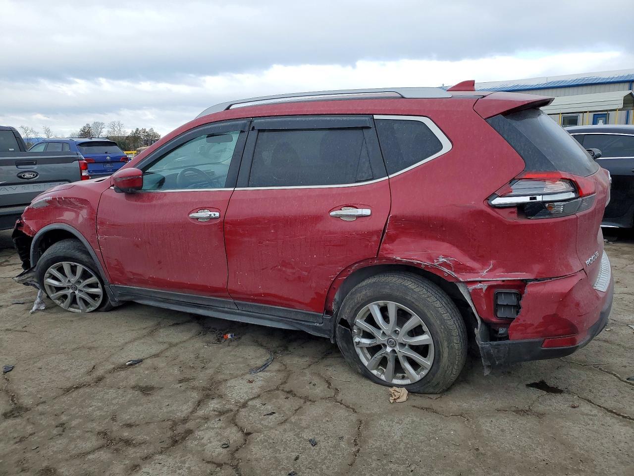2017 Nissan Rogue S - zdjęcie 2