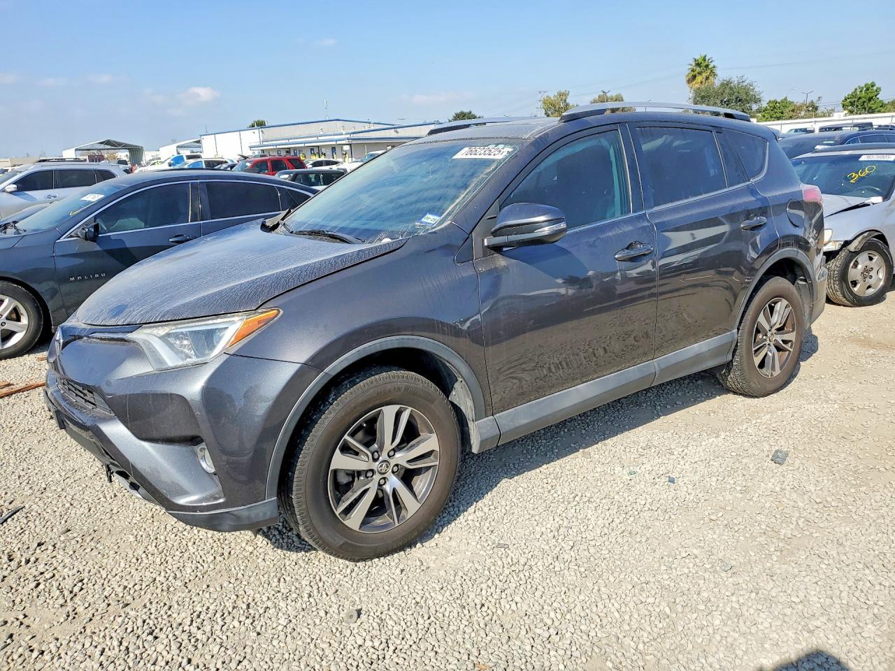 2016 Toyota Rav4 Xle - zdjęcie główne