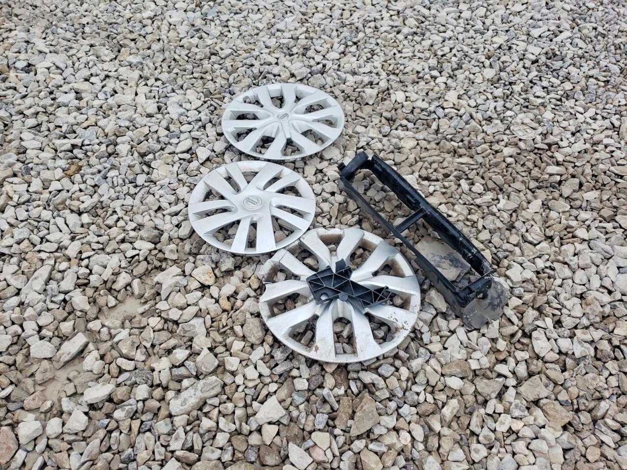 2015 Nissan Rogue S - zdjęcie 13