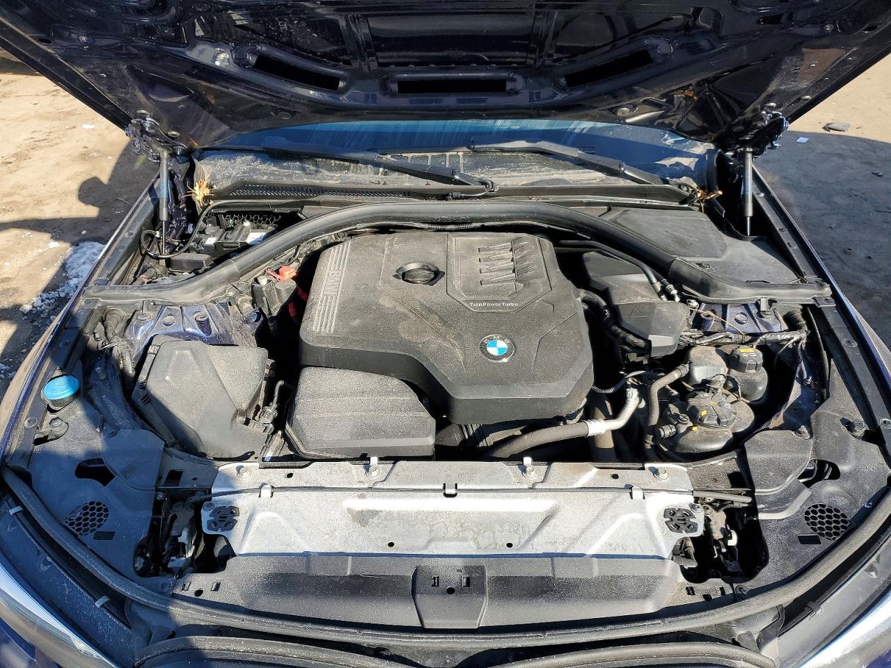 2020 BMW Seria 3 330i - zdjęcie 11