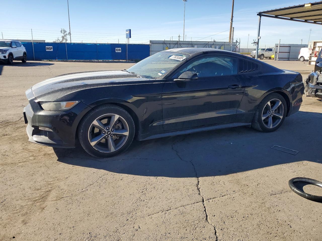 2016 Ford Mustang - zdjęcie główne