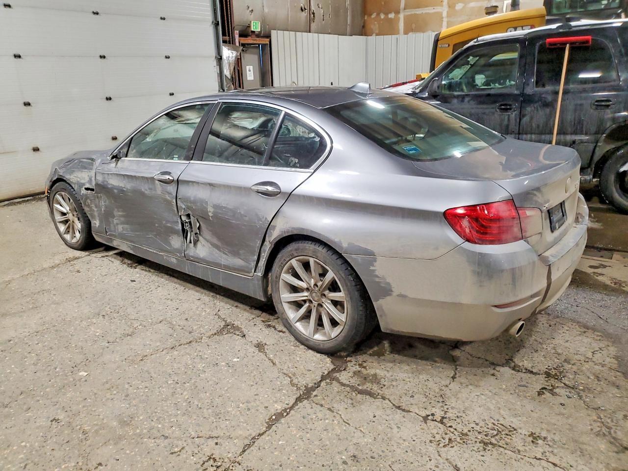 2015 BMW 535 Xi - zdjęcie 2