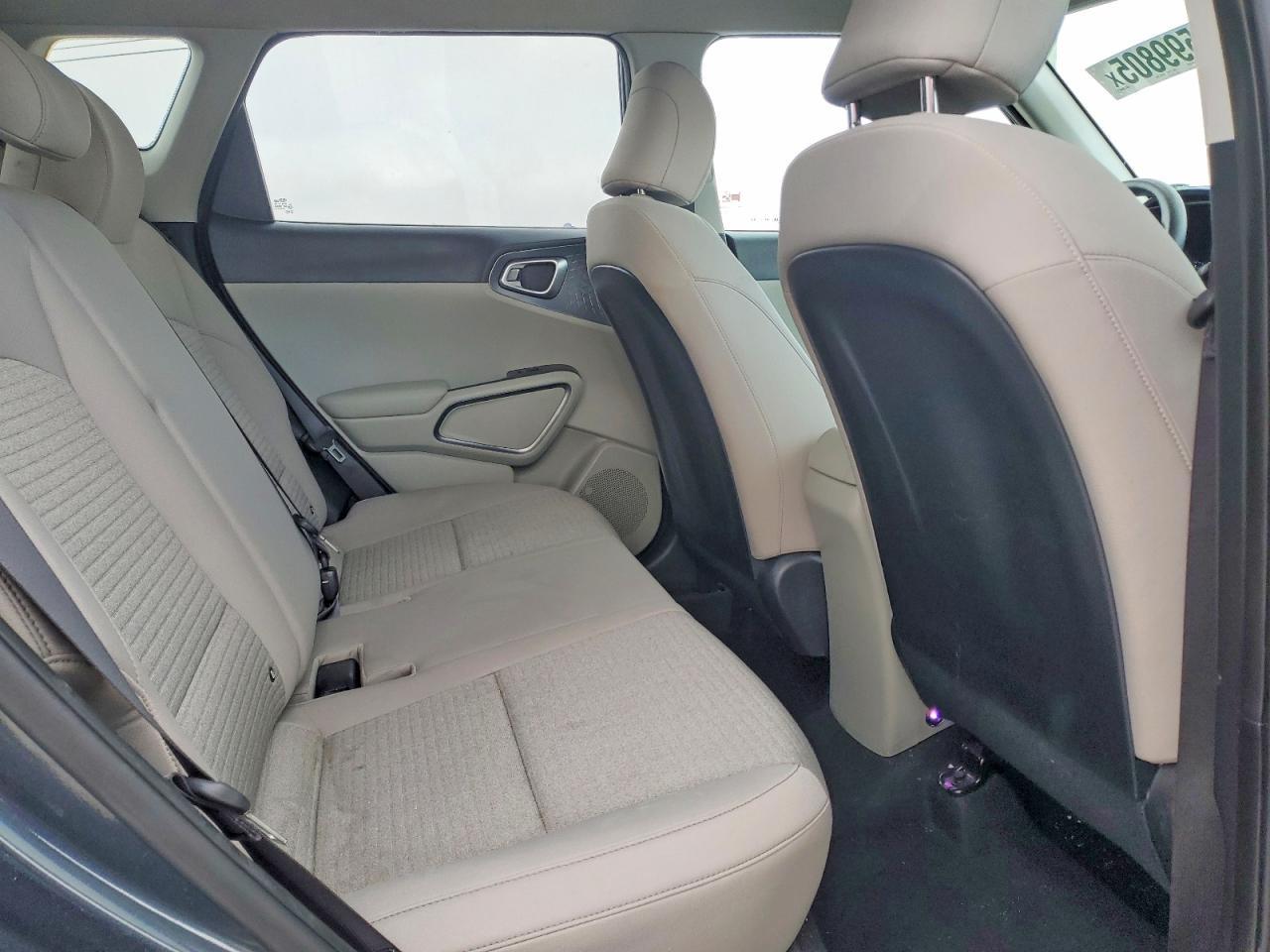 2020 Kia Soul S - zdjęcie 10