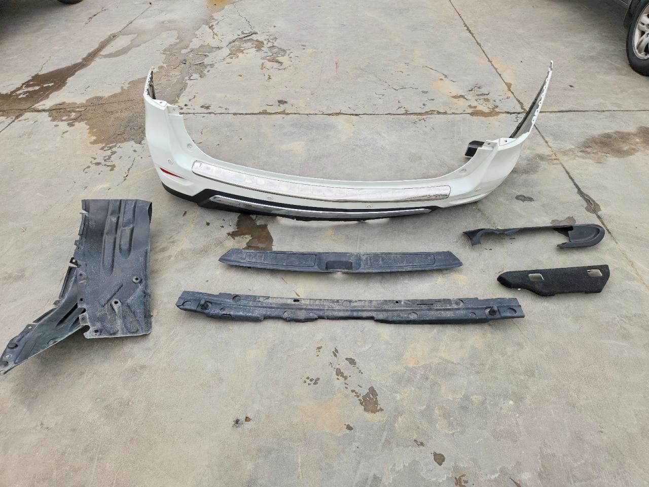 2015 Nissan Pathfinder S - zdjęcie 13