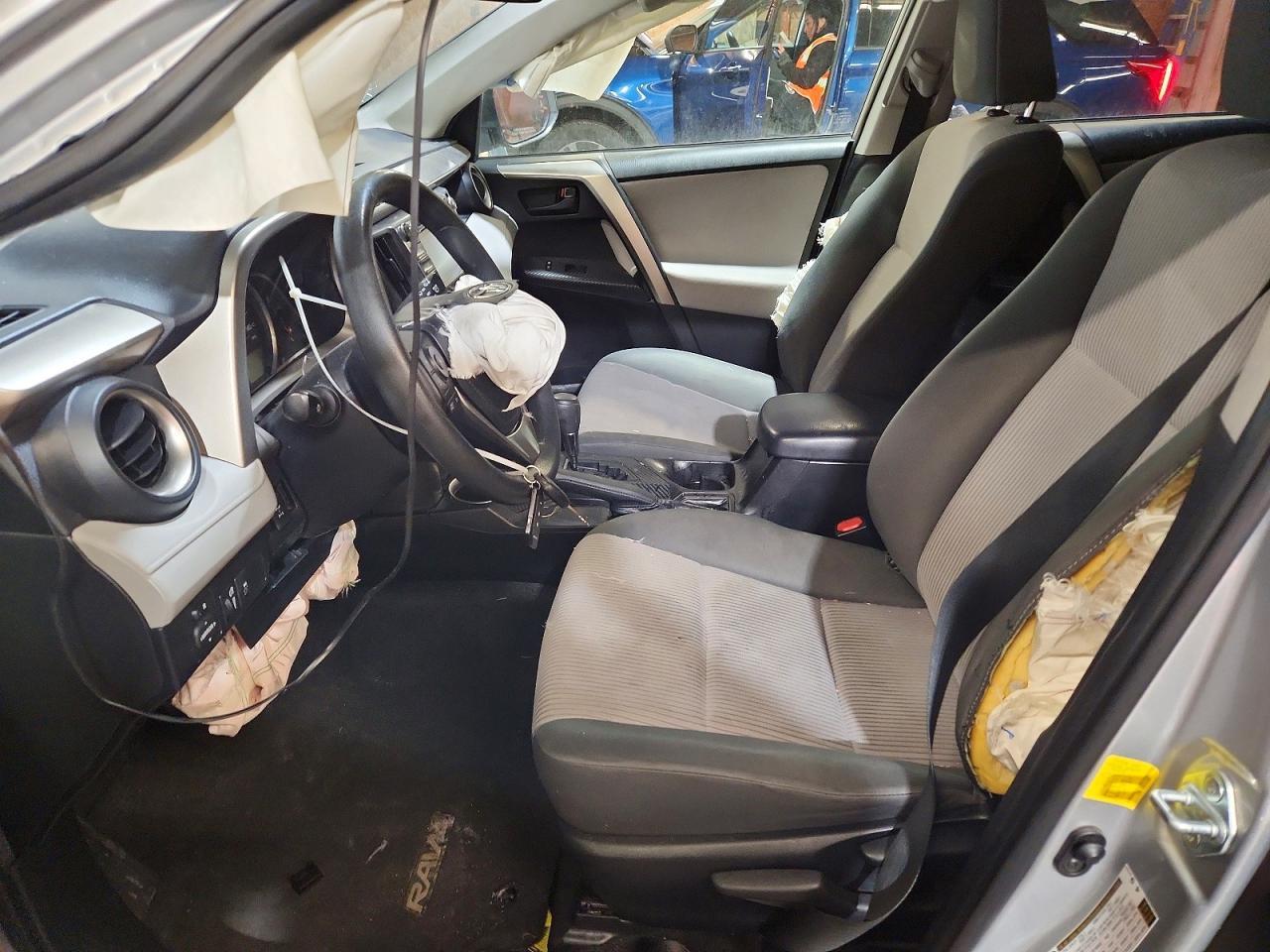 2015 Toyota Rav4 Le - zdjęcie 7