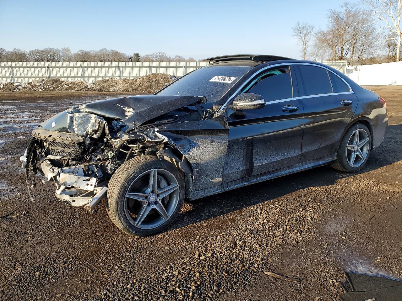 2015 Mercedes-Benz C 400 4Matic - zdjęcie główne