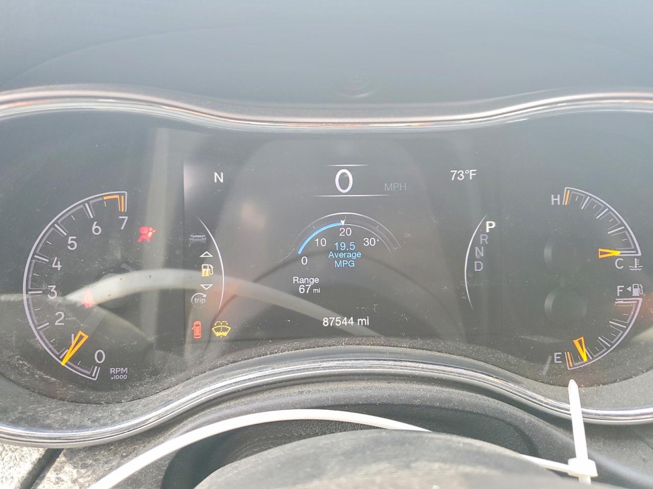 2018 Jeep Grand Cherokee Laredo - zdjęcie 9