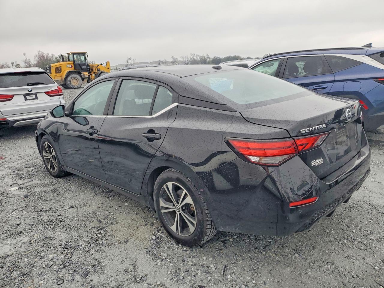 2022 Nissan Sentra Sv - zdjęcie 2