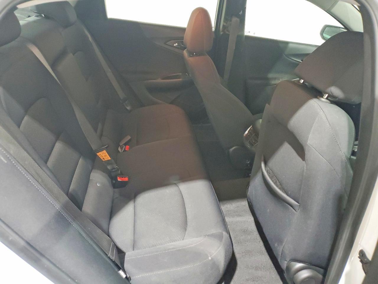 2025 Chevrolet Malibu Lt - zdjęcie 10