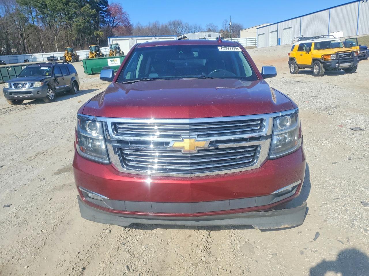 2017 Chevrolet Suburban - zdjęcie 5