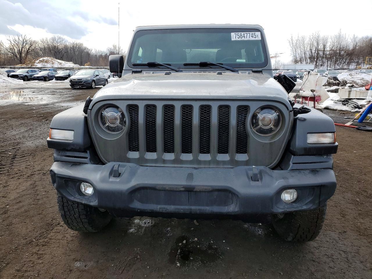2021 Jeep Wrangler Unlimited Sport - zdjęcie 5