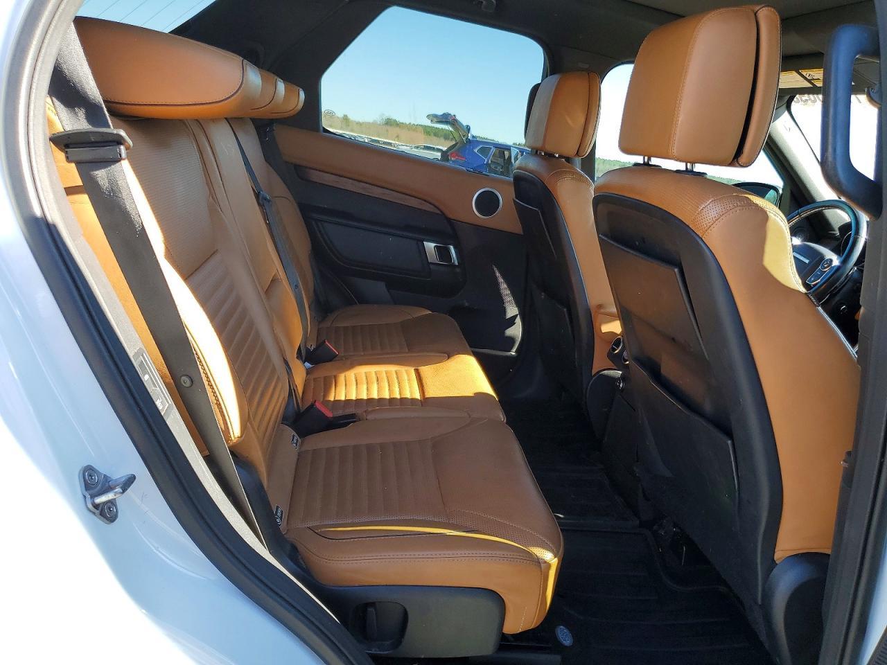 2017 Land Rover Discovery Hse Luxury - zdjęcie 11