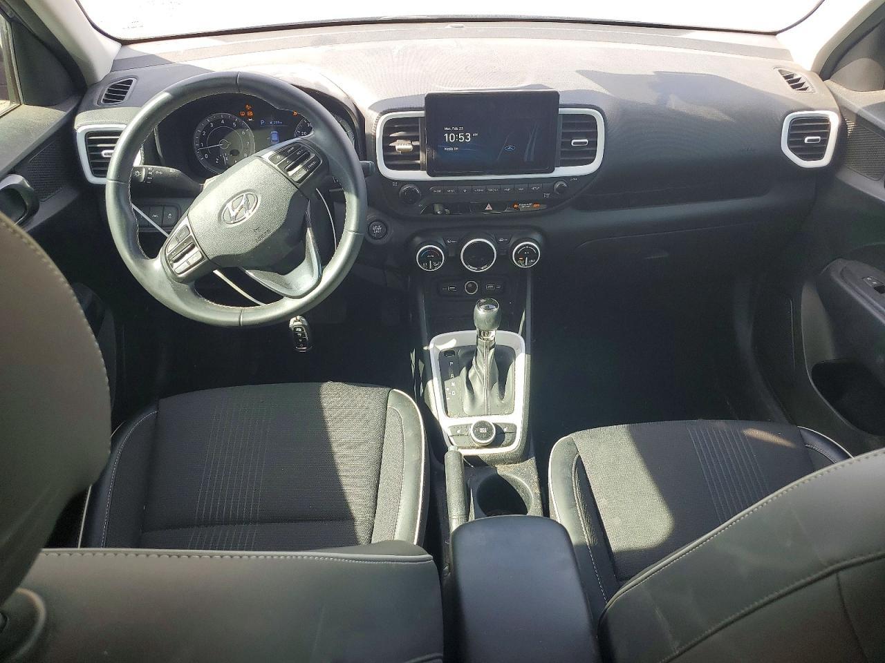 2022 Hyundai Venue Sel - zdjęcie 8