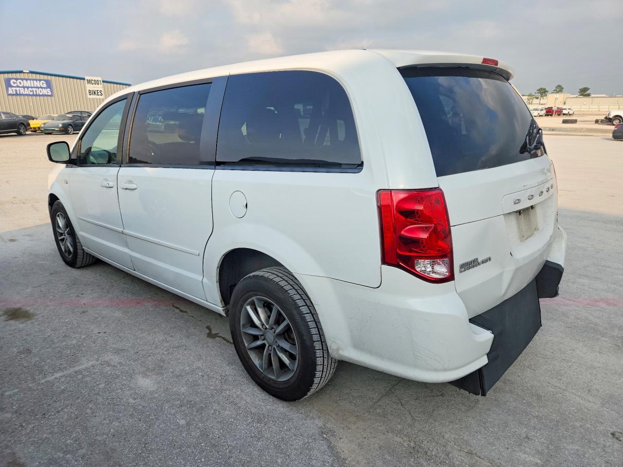 2014 Dodge Grand Caravan Se - zdjęcie 2
