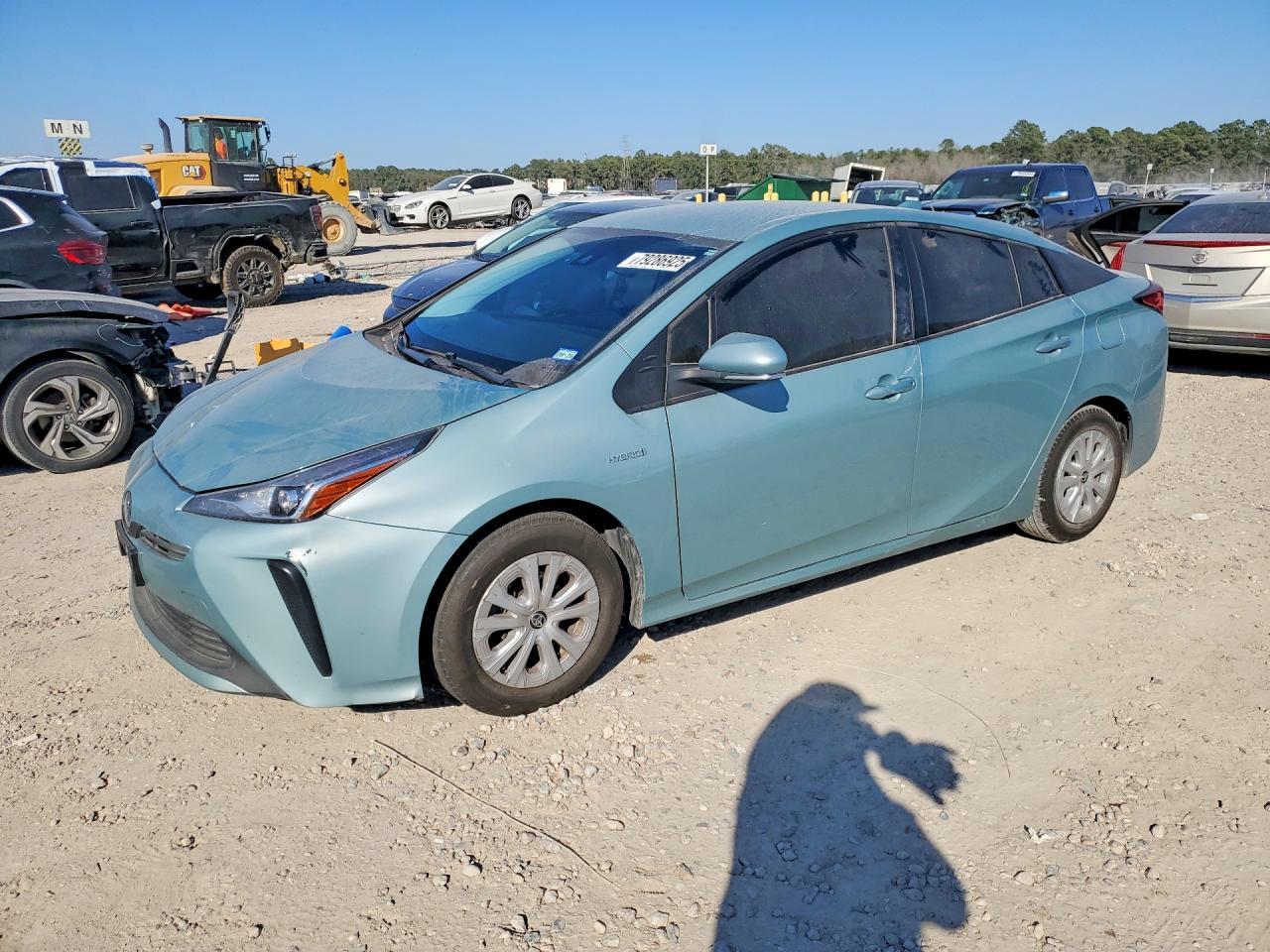 2022 Toyota Prius L Eco - zdjęcie główne