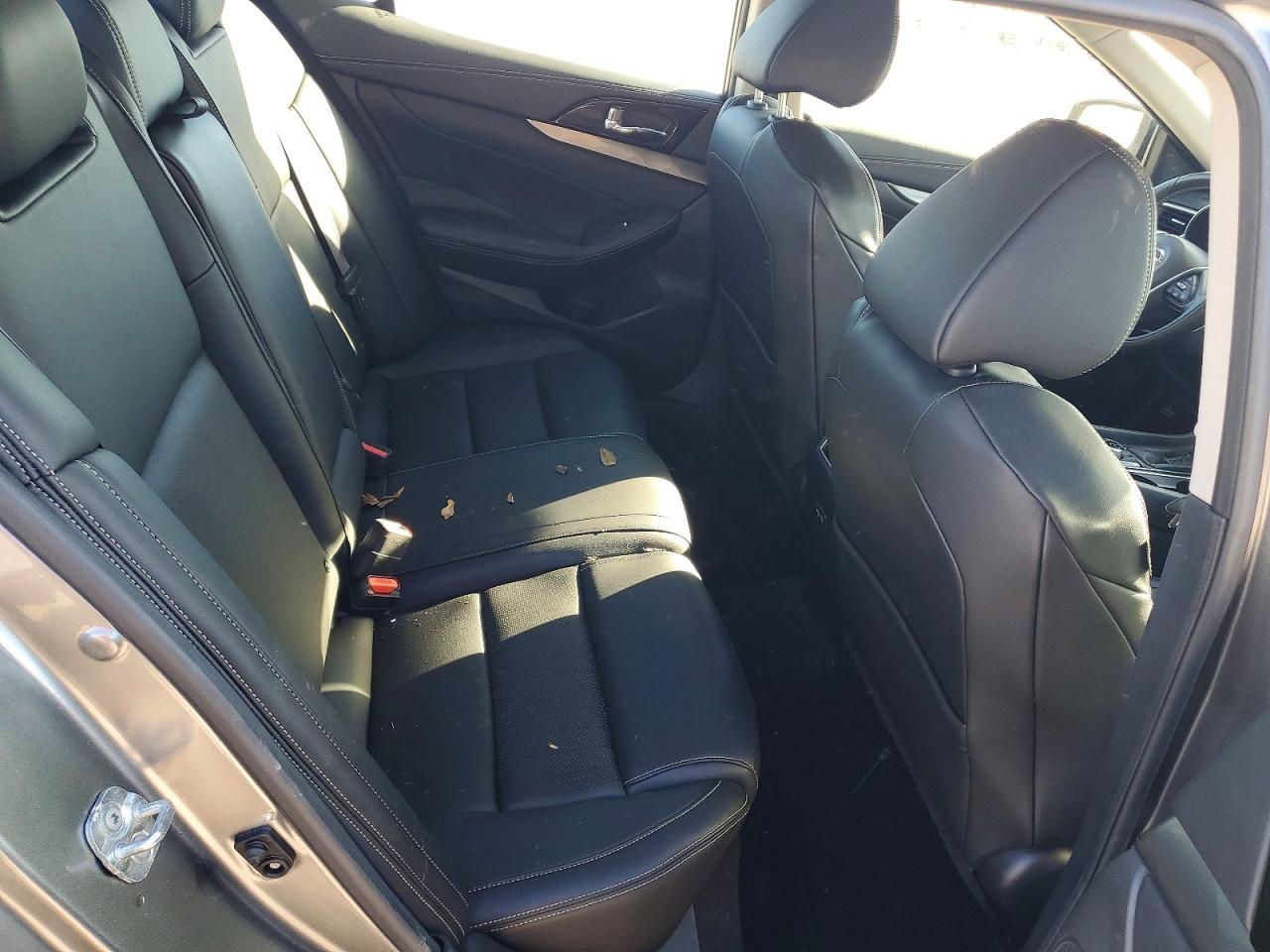 2021 Nissan Maxima - zdjęcie 10