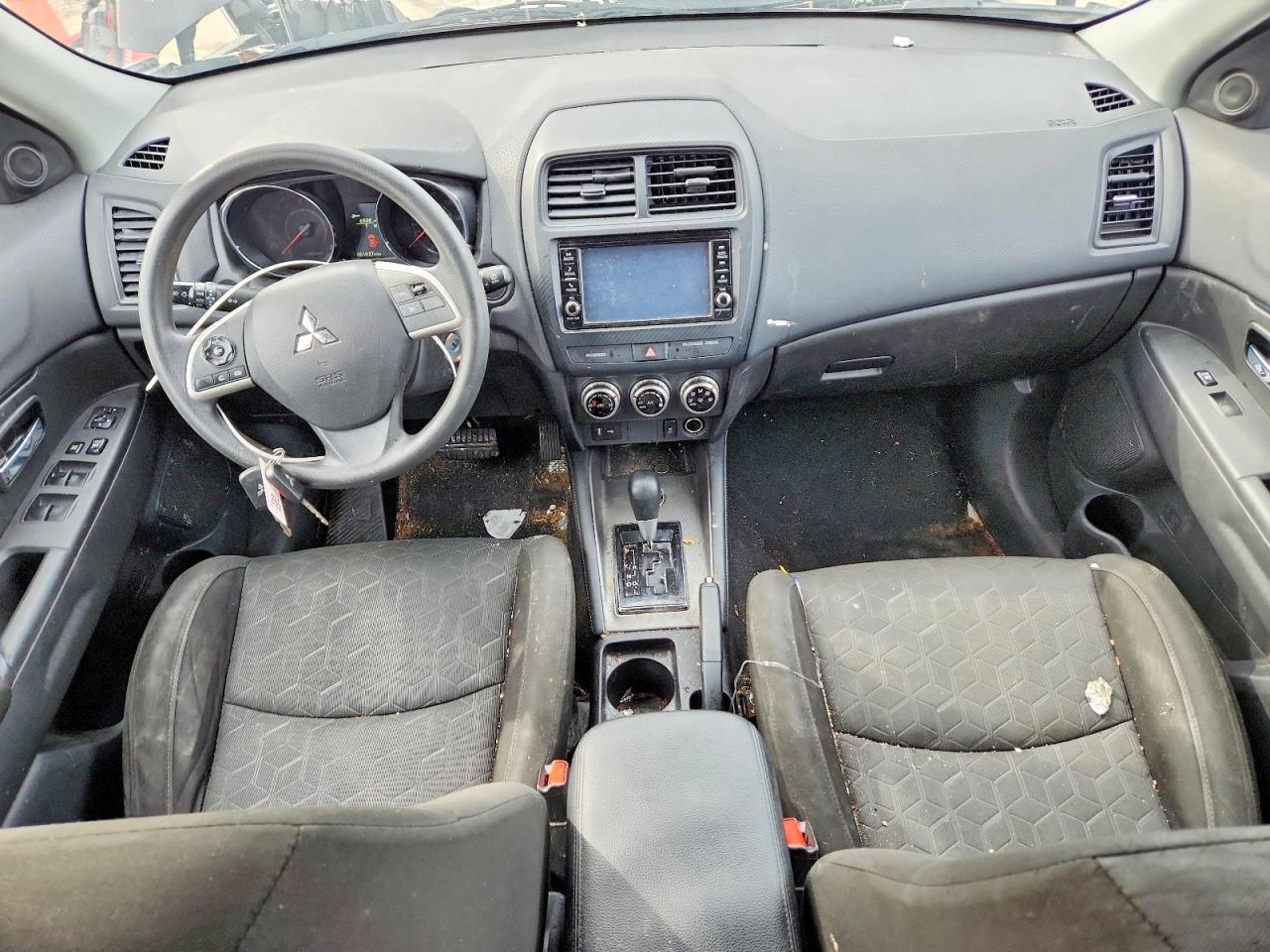 2022 Mitsubishi Outlander Sport Es - zdjęcie 8