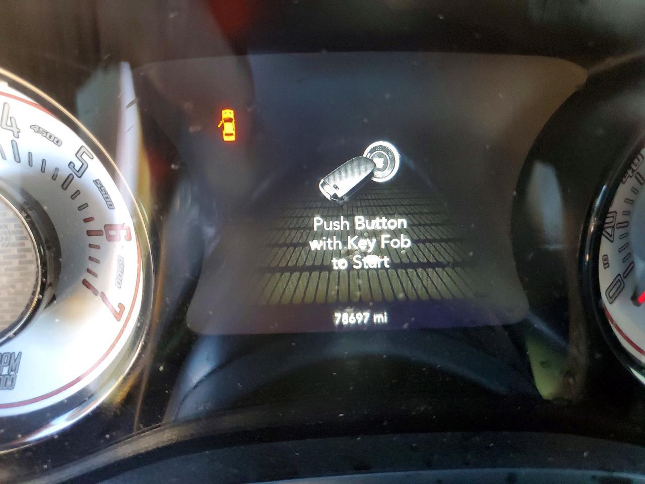 2017 Dodge Challenger R - zdjęcie 9