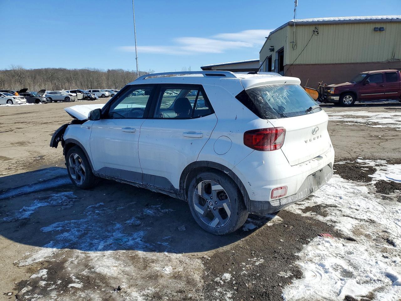 2023 Hyundai Venue Sel - zdjęcie 2