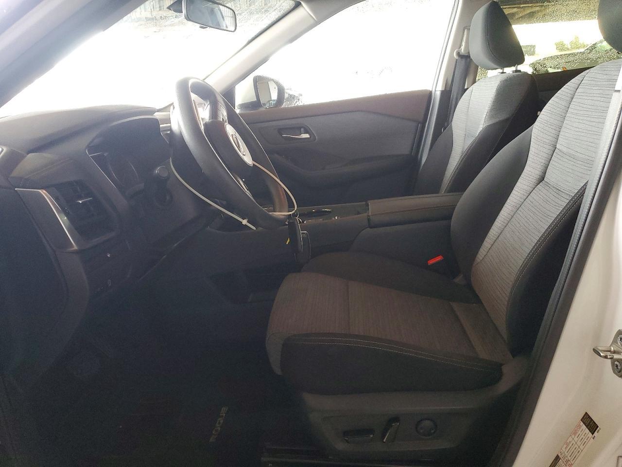 2023 Nissan Rogue Sv - zdjęcie 7