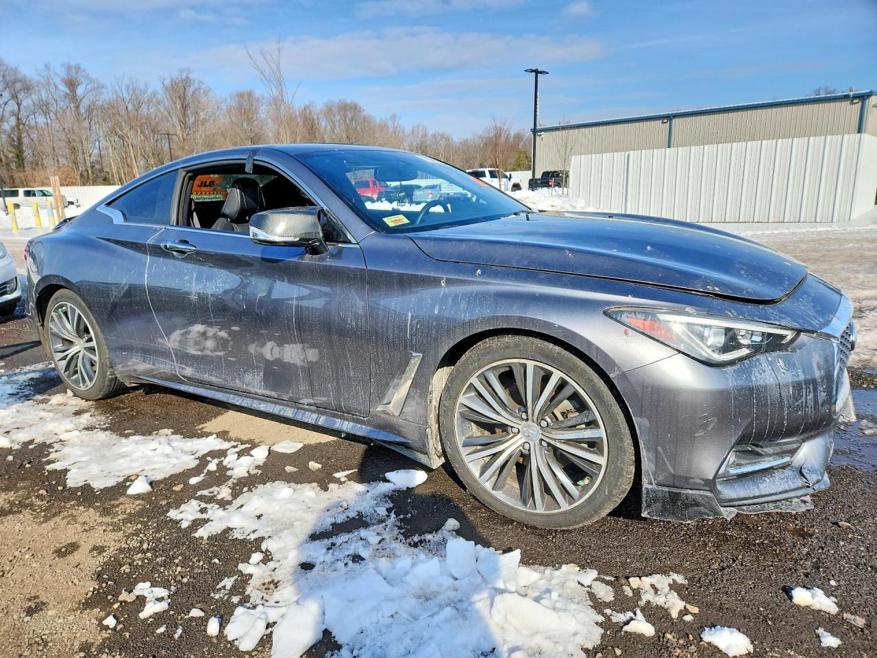 2018 Infiniti Q60 Luxe 300 - zdjęcie 4