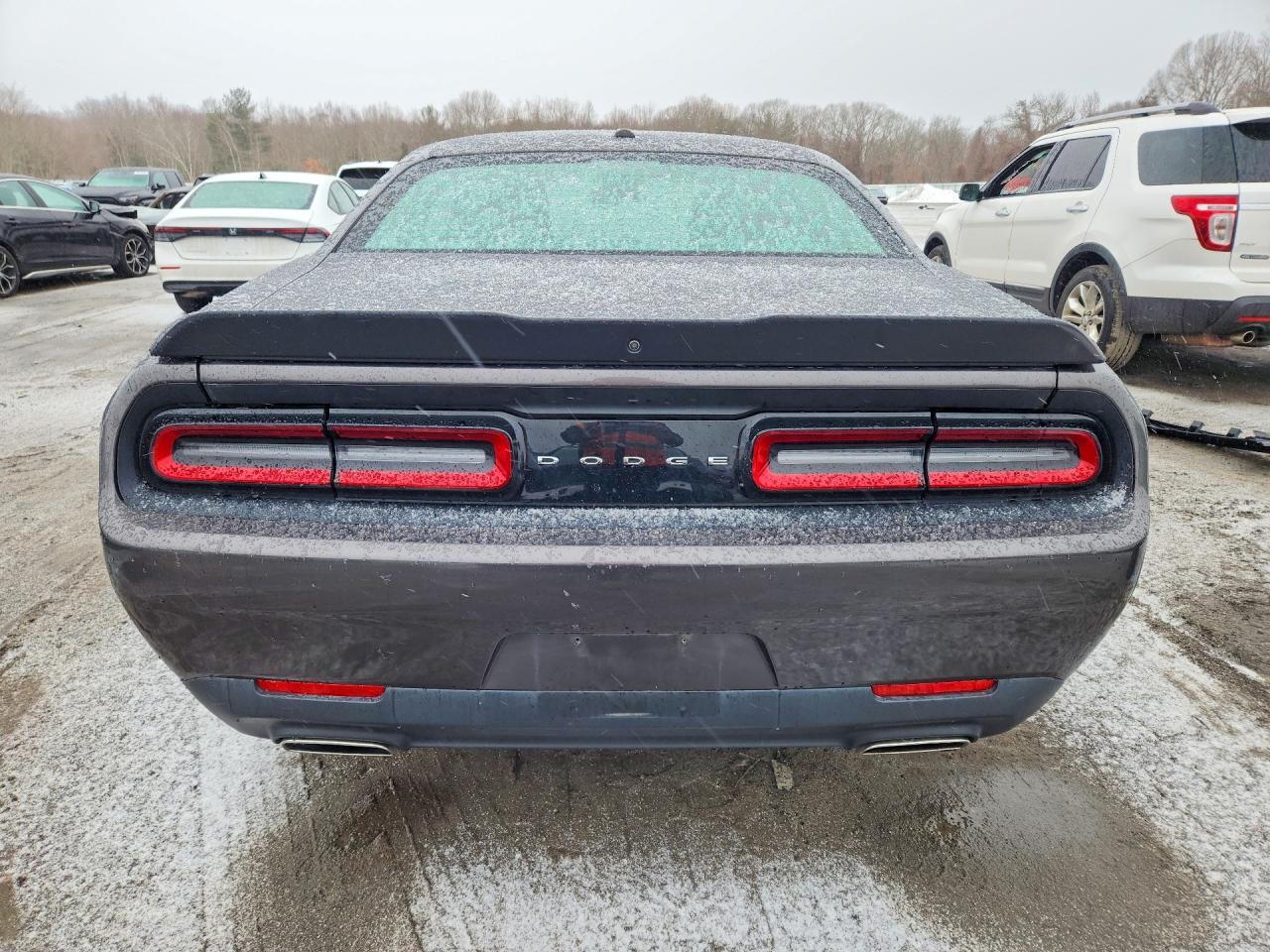 2023 Dodge Challenger Sxt - zdjęcie 6